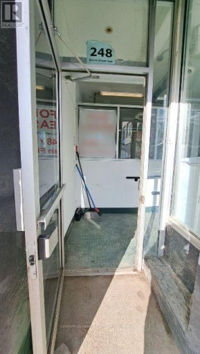 248 QUEEN STREET E, Toronto (Moss Park), Ontario, M5A1S3