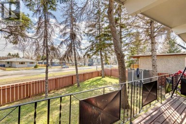 4210 Richmond Road SW Calgary Alberta photo 17