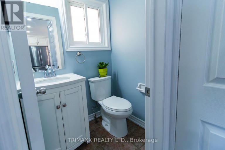 92 HARTRICK PLACE, Whitby (Rolling Acres), Ontario, L1R2C3