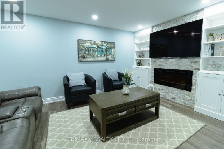 92 HARTRICK PLACE, Whitby (Rolling Acres), Ontario, L1R2C3