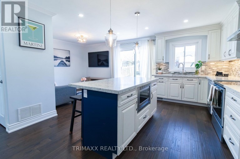 92 HARTRICK PLACE, Whitby (Rolling Acres), Ontario, L1R2C3