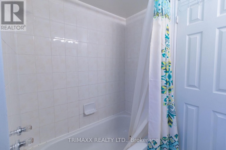 92 HARTRICK PLACE, Whitby (Rolling Acres), Ontario, L1R2C3
