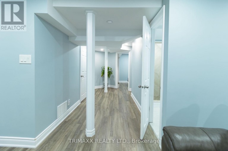 92 HARTRICK PLACE, Whitby (Rolling Acres), Ontario, L1R2C3