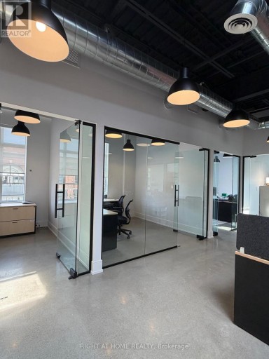 2 - 68 JUTLAND ROAD, Toronto (Islington-City Centre West), Ontario, M8Z2H1