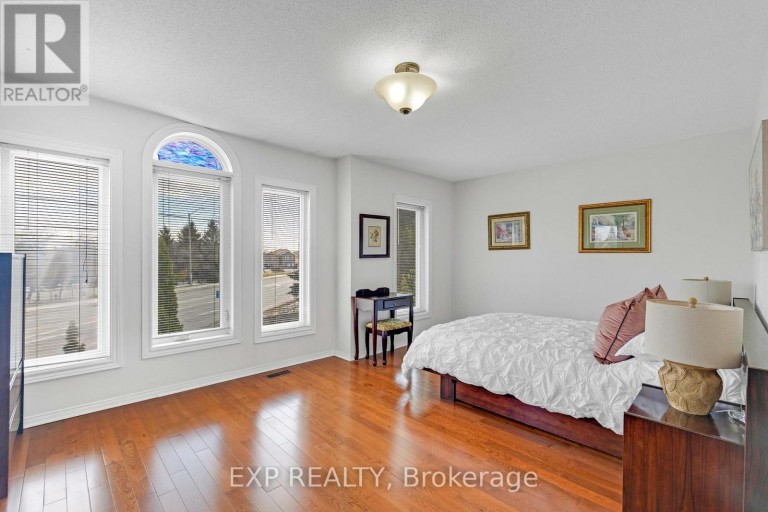 53 - 455 APACHE COURT, Mississauga (Hurontario), Ontario, L4Z3W8