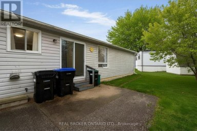 8 MAPLE LEAF TERRACE Innisfil (Cookstown) Ontario photo 29