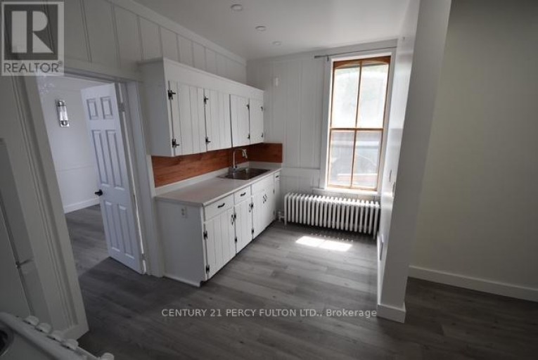 ROOM - 23 GLENELG STREET W, Kawartha Lakes (Lindsay), Ontario, K9V2T9
