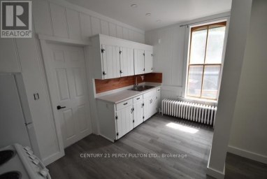 ROOM - 23 GLENELG STREET W Kawartha Lakes (Lindsay) Ontario photo 11