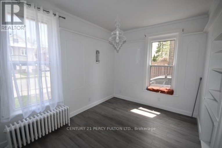 ROOM - 23 GLENELG STREET W, Kawartha Lakes (Lindsay), Ontario, K9V2T9
