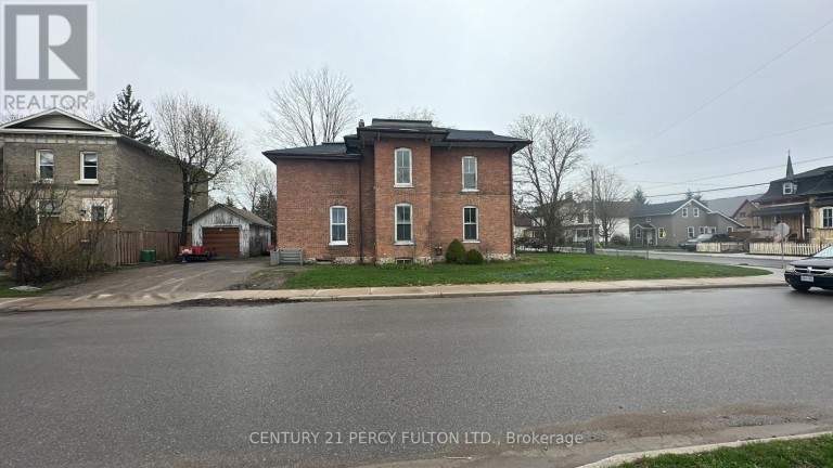 ROOM - 23 GLENELG STREET W, Kawartha Lakes (Lindsay), Ontario, K9V2T9