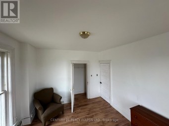 ROOM - 23 GLENELG STREET W Kawartha Lakes (Lindsay) Ontario photo 3