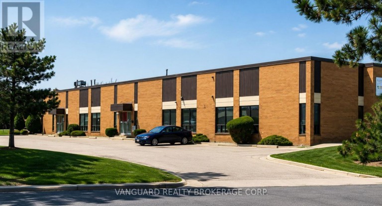 16 - 40 MAGNETIC DRIVE, Toronto (York University Heights), Ontario, M3J2C4