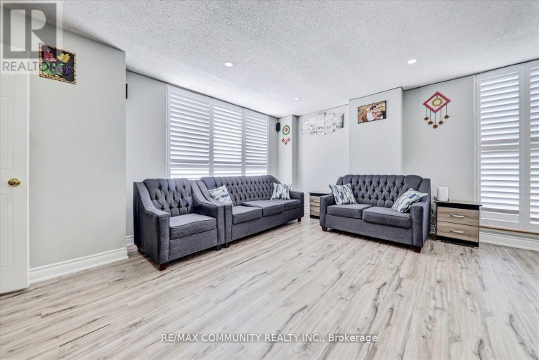 PH11 - 430 MCLEVIN AVENUE, Toronto (Malvern), Ontario, M1B5P1