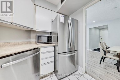 PH11 - 430 MCLEVIN AVENUE Toronto (Malvern) Ontario photo 13