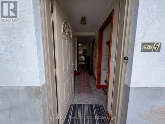 5 - 20 GLEN GORDON ROAD Toronto (High Park North) Ontario photo 2