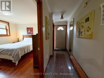 5 - 20 GLEN GORDON ROAD Toronto (High Park North) Ontario photo 6