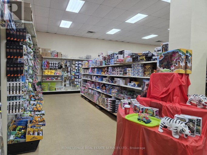 245 MAIN STREET W, North Perth (Listowel), Ontario, N4W1C1