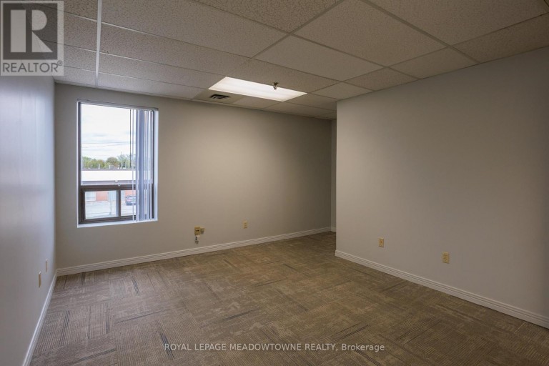 D - 295 ALLIANCE ROAD, Milton (MN Milton North), Ontario, L9T4W8