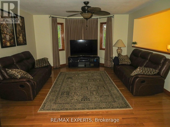 3771 HARRY'S LANE, Ramara, Ontario, L3V0L1