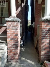 BSMT - 761 MARKHAM STREET Toronto (Annex) Ontario photo 2