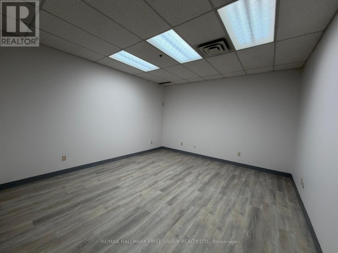 3 - 900 MCKAY ROAD, Pickering (Brock Industrial), Ontario, L1W3X8