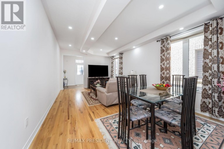 13 CLUNBURRY ROAD, Brampton (Northwest Brampton), Ontario, L7A5B4