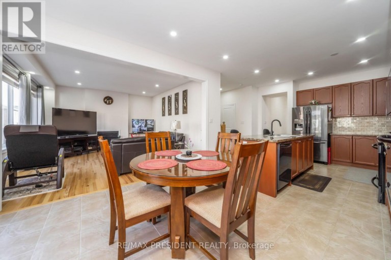 13 CLUNBURRY ROAD, Brampton (Northwest Brampton), Ontario, L7A5B4