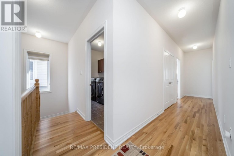 13 CLUNBURRY ROAD, Brampton (Northwest Brampton), Ontario, L7A5B4