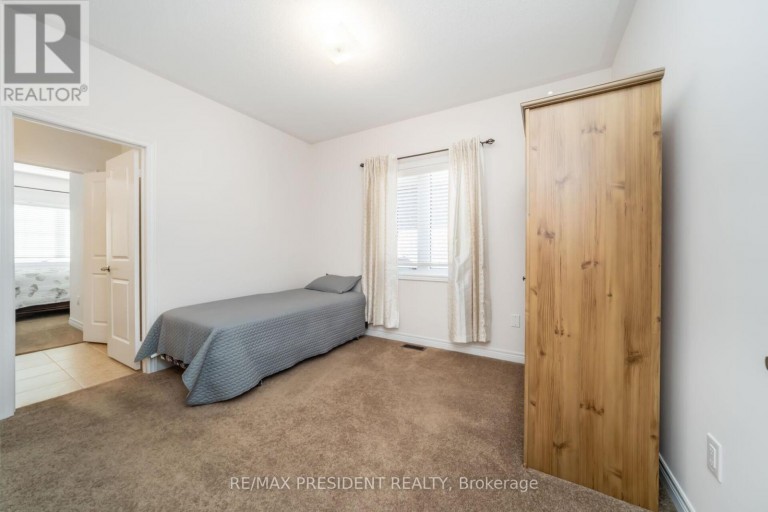 13 CLUNBURRY ROAD, Brampton (Northwest Brampton), Ontario, L7A5B4