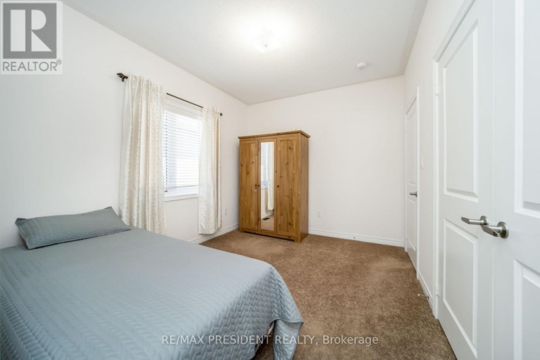 13 CLUNBURRY ROAD, Brampton (Northwest Brampton), Ontario, L7A5B4