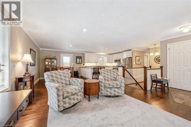 495190 TRAVERSTON Road Markdale Ontario photo 4