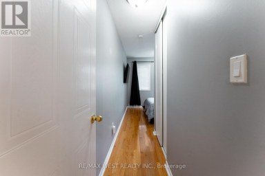 28 SHINING STAR CRESCENT Toronto (Mount Dennis) Ontario photo 25