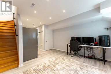 28 SHINING STAR CRESCENT Toronto (Mount Dennis) Ontario photo 34