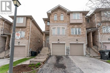 28 SHINING STAR CRESCENT Toronto (Mount Dennis) Ontario photo 5