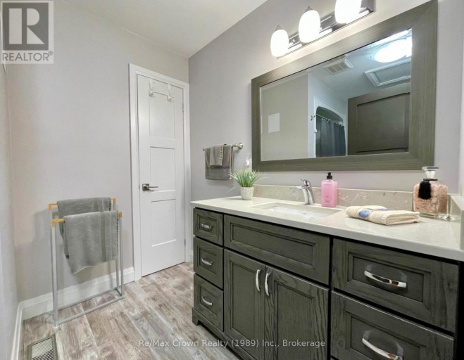 108 MURPHY DRIVE, Parry Sound Remote Area (Golden Valley), Ontario, P0H1N0