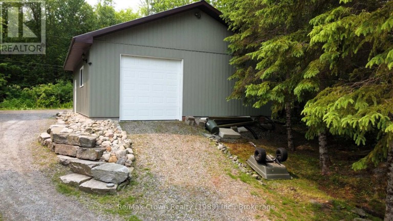 108 MURPHY DRIVE, Parry Sound Remote Area (Golden Valley), Ontario, P0H1N0