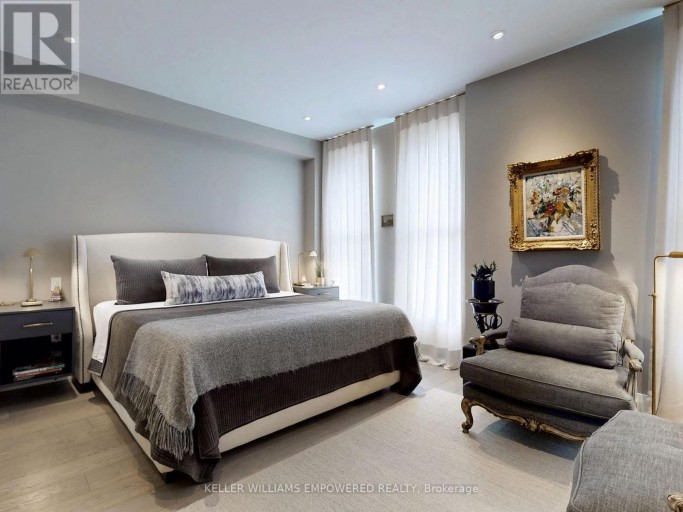 10 WEBSTER AVENUE, Toronto (Annex), Ontario, M5R1N7