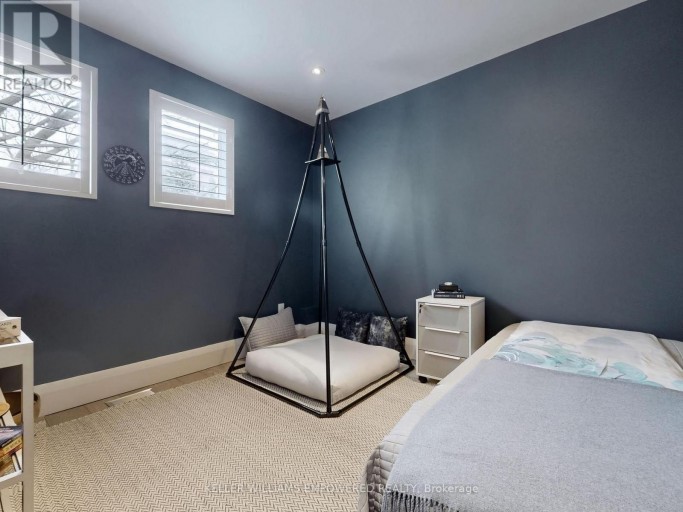 10 WEBSTER AVENUE, Toronto (Annex), Ontario, M5R1N7