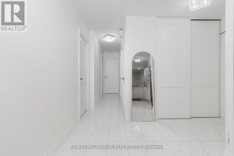 706 - 2645 KIPLING AVENUE W, Toronto (Mount Olive-Silverstone-Jamestown), Ontario, M9V3S6