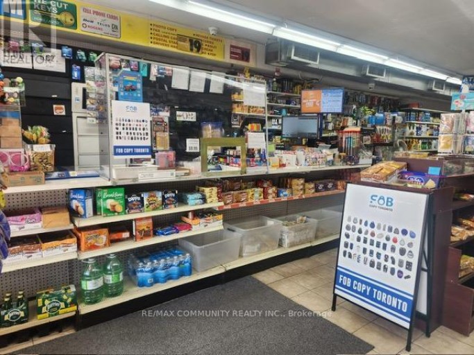 5 - 2404 EGLINTON AVENUE E, Toronto (Ionview), Ontario, M1K2P3