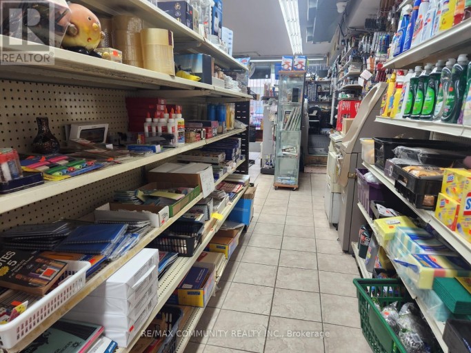 5 - 2404 EGLINTON AVENUE E, Toronto (Ionview), Ontario, M1K2P3