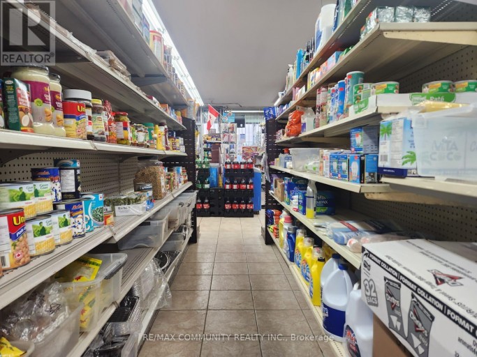 5 - 2404 EGLINTON AVENUE E, Toronto (Ionview), Ontario, M1K2P3