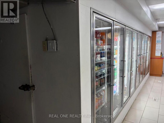 152 PARK RD SOUTH, Oshawa (Vanier), Ontario, L1J4H2