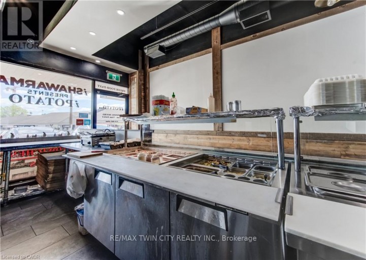170 UNIVERSITY AVENUE, Waterloo, Ontario, N2L3E9