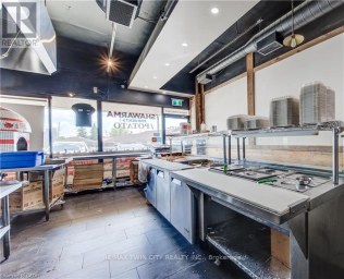 170 UNIVERSITY AVENUE Waterloo Ontario photo 21