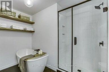 2090 DENVIEW AVENUE London North (North S) Ontario photo 32