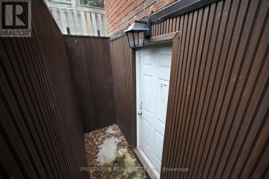 BASEMENT - 1412 ISLINGTON AVENUE Toronto (Princess-Rosethorn) Ontario photo 6