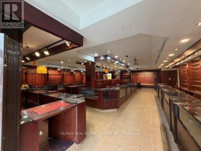5 - 7206 AIRPORT ROAD, Mississauga (Malton), Ontario, L4T2H3