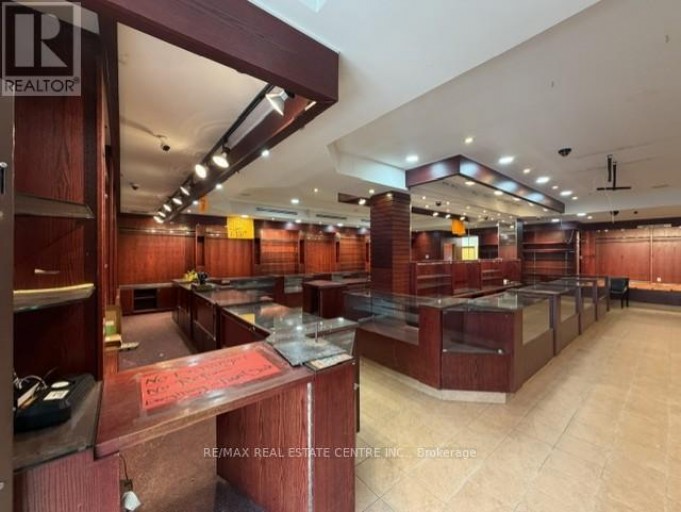 5 - 7206 AIRPORT ROAD, Mississauga (Malton), Ontario, L4T2H3