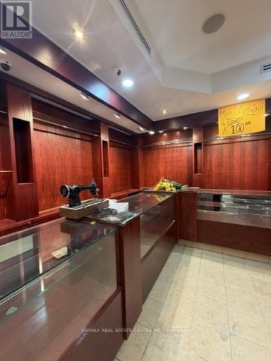 5 - 7206 AIRPORT ROAD, Mississauga (Malton), Ontario, L4T2H3